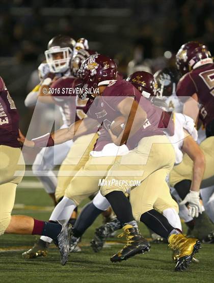 Thumbnail 2 in El Camino vs. Point Loma (CIF SDS D1 1st Round) photogallery.