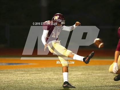 Thumbnail 1 in El Camino vs. Point Loma (CIF SDS D1 1st Round) photogallery.