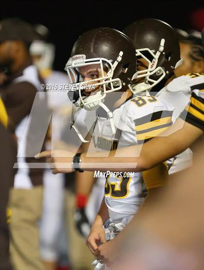 Thumbnail 2 in El Camino vs. Point Loma (CIF SDS D1 1st Round) photogallery.