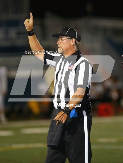 Thumbnail 2 in El Camino vs. Point Loma (CIF SDS D1 1st Round) photogallery.