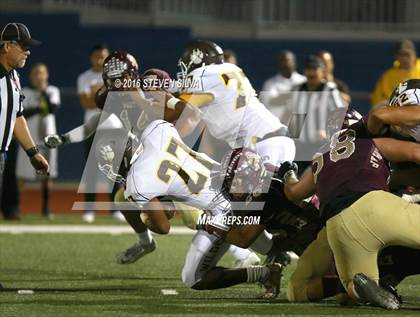 Thumbnail 3 in El Camino vs. Point Loma (CIF SDS D1 1st Round) photogallery.