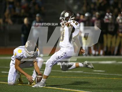 Thumbnail 2 in El Camino vs. Point Loma (CIF SDS D1 1st Round) photogallery.