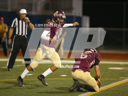 Thumbnail 2 in El Camino vs. Point Loma (CIF SDS D1 1st Round) photogallery.