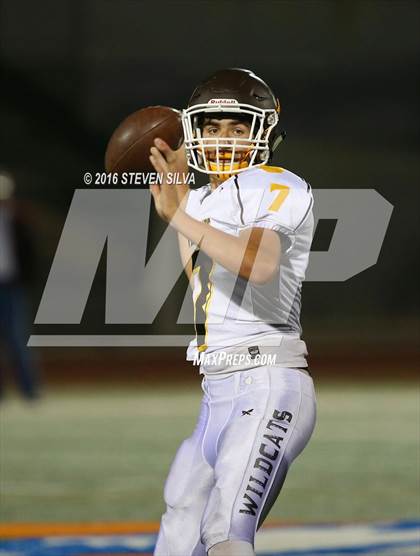 Thumbnail 2 in El Camino vs. Point Loma (CIF SDS D1 1st Round) photogallery.