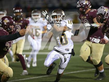 Thumbnail 2 in El Camino vs. Point Loma (CIF SDS D1 1st Round) photogallery.