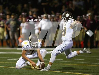 Thumbnail 3 in El Camino vs. Point Loma (CIF SDS D1 1st Round) photogallery.