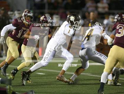 Thumbnail 3 in El Camino vs. Point Loma (CIF SDS D1 1st Round) photogallery.