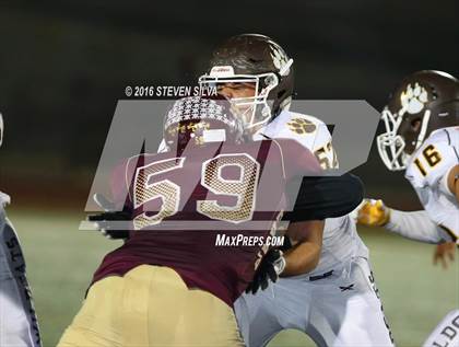 Thumbnail 3 in El Camino vs. Point Loma (CIF SDS D1 1st Round) photogallery.