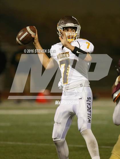 Thumbnail 1 in El Camino vs. Point Loma (CIF SDS D1 1st Round) photogallery.