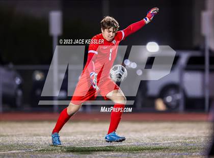 Thumbnail 1 in Chaminade @ Crespi photogallery.