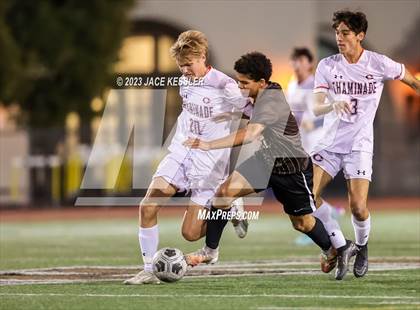 Thumbnail 2 in Chaminade @ Crespi photogallery.