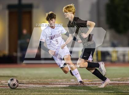 Thumbnail 2 in Chaminade @ Crespi photogallery.