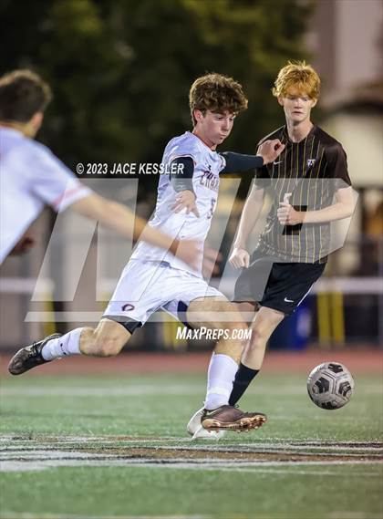 Thumbnail 3 in Chaminade @ Crespi photogallery.