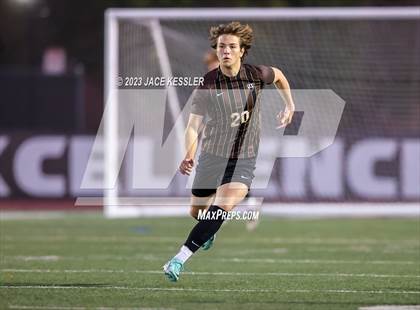 Thumbnail 3 in Chaminade @ Crespi photogallery.