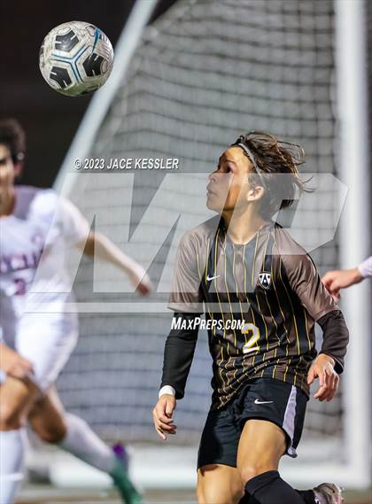 Thumbnail 1 in Chaminade @ Crespi photogallery.
