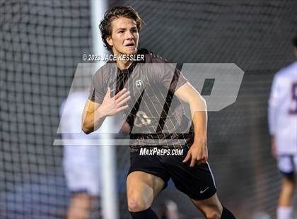 Thumbnail 3 in Chaminade @ Crespi photogallery.