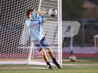 Thumbnail 2 in Chaminade @ Crespi photogallery.