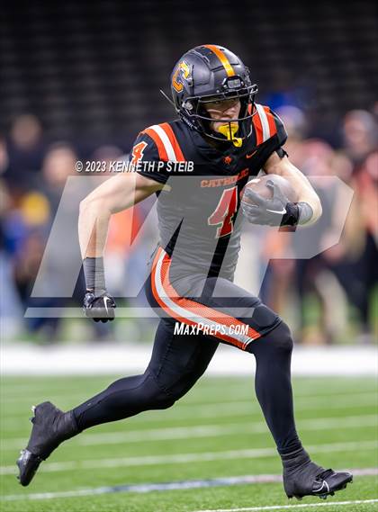 Thumbnail 3 in Acadiana vs. Catholic-B.R. (LHSAA Division I Select Final) photogallery.