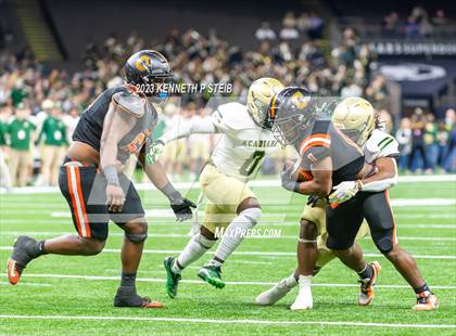 Thumbnail 3 in Acadiana vs. Catholic-B.R. (LHSAA Division I Select Final) photogallery.