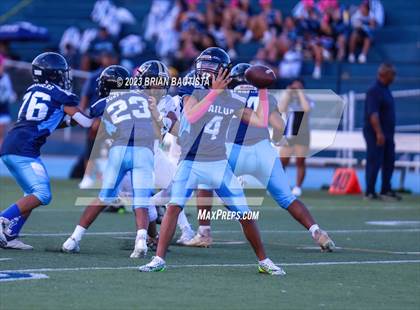 Thumbnail 1 in Waipahu @ Kailua photogallery.