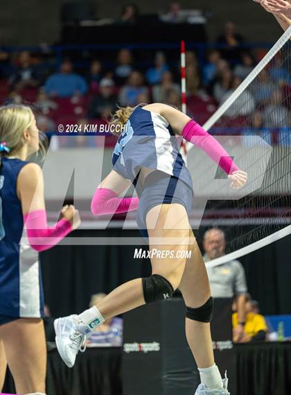 Thumbnail 2 in Oak Glen vs. Philip Barbour (WVSSAC Class AA Final) photogallery.