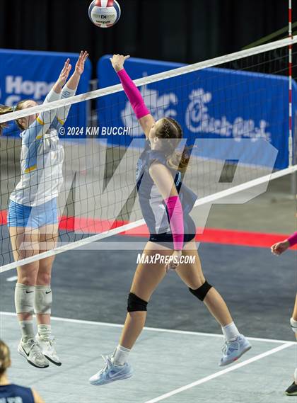 Thumbnail 2 in Oak Glen vs. Philip Barbour (WVSSAC Class AA Final) photogallery.