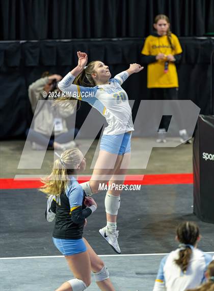 Thumbnail 3 in Oak Glen vs. Philip Barbour (WVSSAC Class AA Final) photogallery.