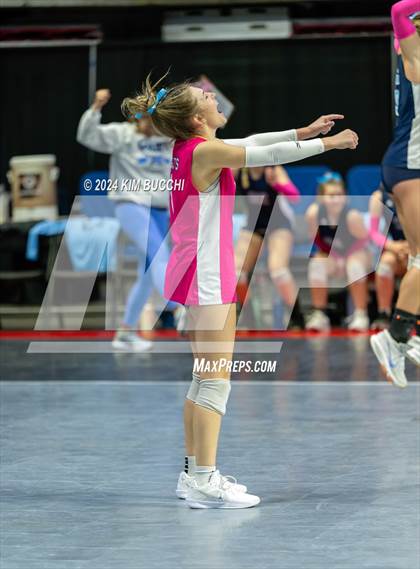 Thumbnail 3 in Oak Glen vs. Philip Barbour (WVSSAC Class AA Final) photogallery.