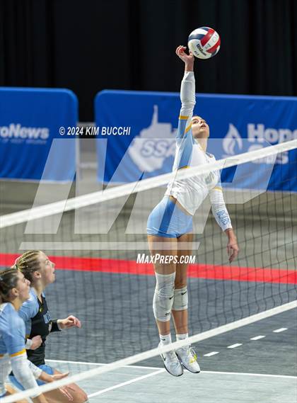 Thumbnail 2 in Oak Glen vs. Philip Barbour (WVSSAC Class AA Final) photogallery.