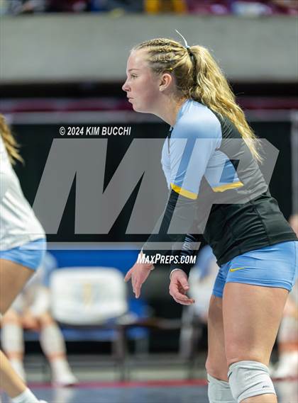 Thumbnail 3 in Oak Glen vs. Philip Barbour (WVSSAC Class AA Final) photogallery.