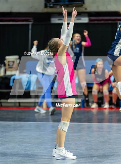 Thumbnail 2 in Oak Glen vs. Philip Barbour (WVSSAC Class AA Final) photogallery.