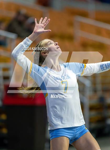 Thumbnail 1 in Oak Glen vs. Philip Barbour (WVSSAC Class AA Final) photogallery.