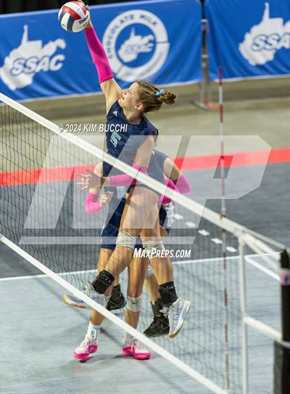 Thumbnail 2 in Oak Glen vs. Philip Barbour (WVSSAC Class AA Final) photogallery.