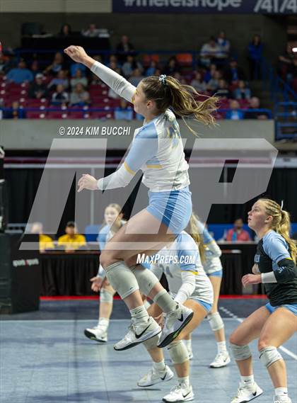 Thumbnail 3 in Oak Glen vs. Philip Barbour (WVSSAC Class AA Final) photogallery.