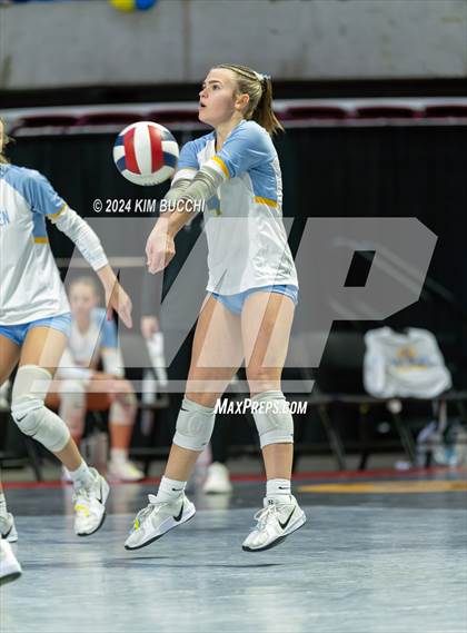 Thumbnail 2 in Oak Glen vs. Philip Barbour (WVSSAC Class AA Final) photogallery.