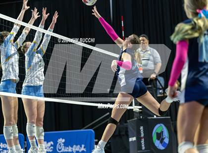 Thumbnail 1 in Oak Glen vs. Philip Barbour (WVSSAC Class AA Final) photogallery.