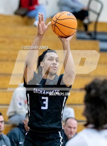 Thumbnail 1 in Sacramento vs Whitney (NorCal Tip-Off) photogallery.