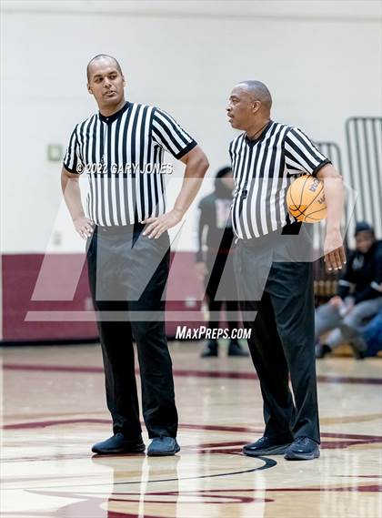 Thumbnail 1 in Sacramento vs Whitney (NorCal Tip-Off) photogallery.