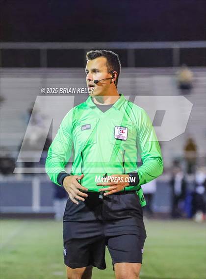 Thumbnail 1 in Lexington @ Braintree (MIAA Division 1 Round of 16) photogallery.