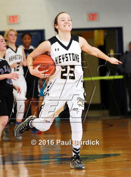 Thumbnail 3 in Keystone vs. Winchester Thurston (PIAA Class A First Round) photogallery.