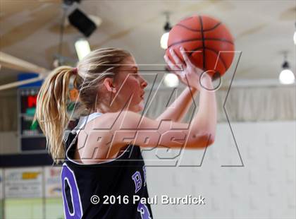 Thumbnail 3 in Keystone vs. Winchester Thurston (PIAA Class A First Round) photogallery.