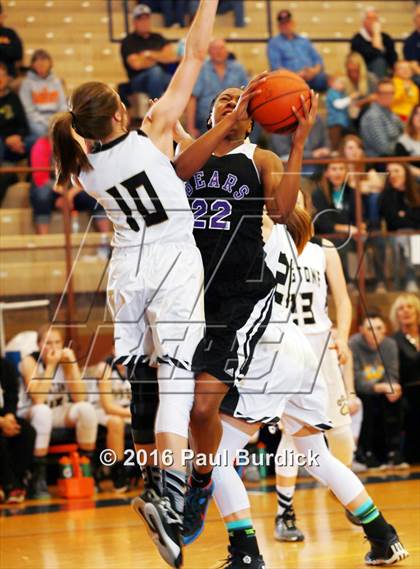 Thumbnail 1 in Keystone vs. Winchester Thurston (PIAA Class A First Round) photogallery.