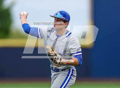 Thumbnail 1 in Van Alstyne @ Aubrey photogallery.