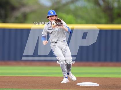 Thumbnail 2 in Van Alstyne @ Aubrey photogallery.