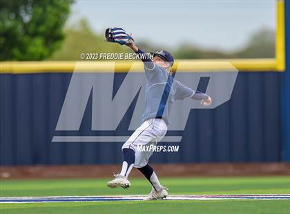 Thumbnail 3 in Van Alstyne @ Aubrey photogallery.