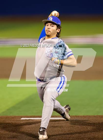 Thumbnail 1 in Van Alstyne @ Aubrey photogallery.