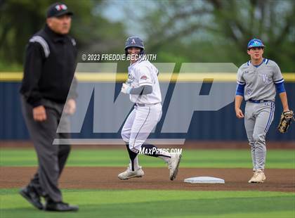 Thumbnail 1 in Van Alstyne @ Aubrey photogallery.