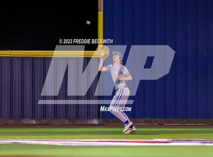 Thumbnail 1 in Van Alstyne @ Aubrey photogallery.