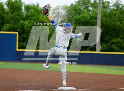 Thumbnail 1 in Van Alstyne @ Aubrey photogallery.