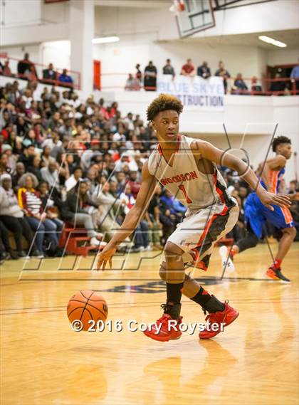 Thumbnail 3 in Roosevelt vs. Woodson (DCIAA Final) photogallery.